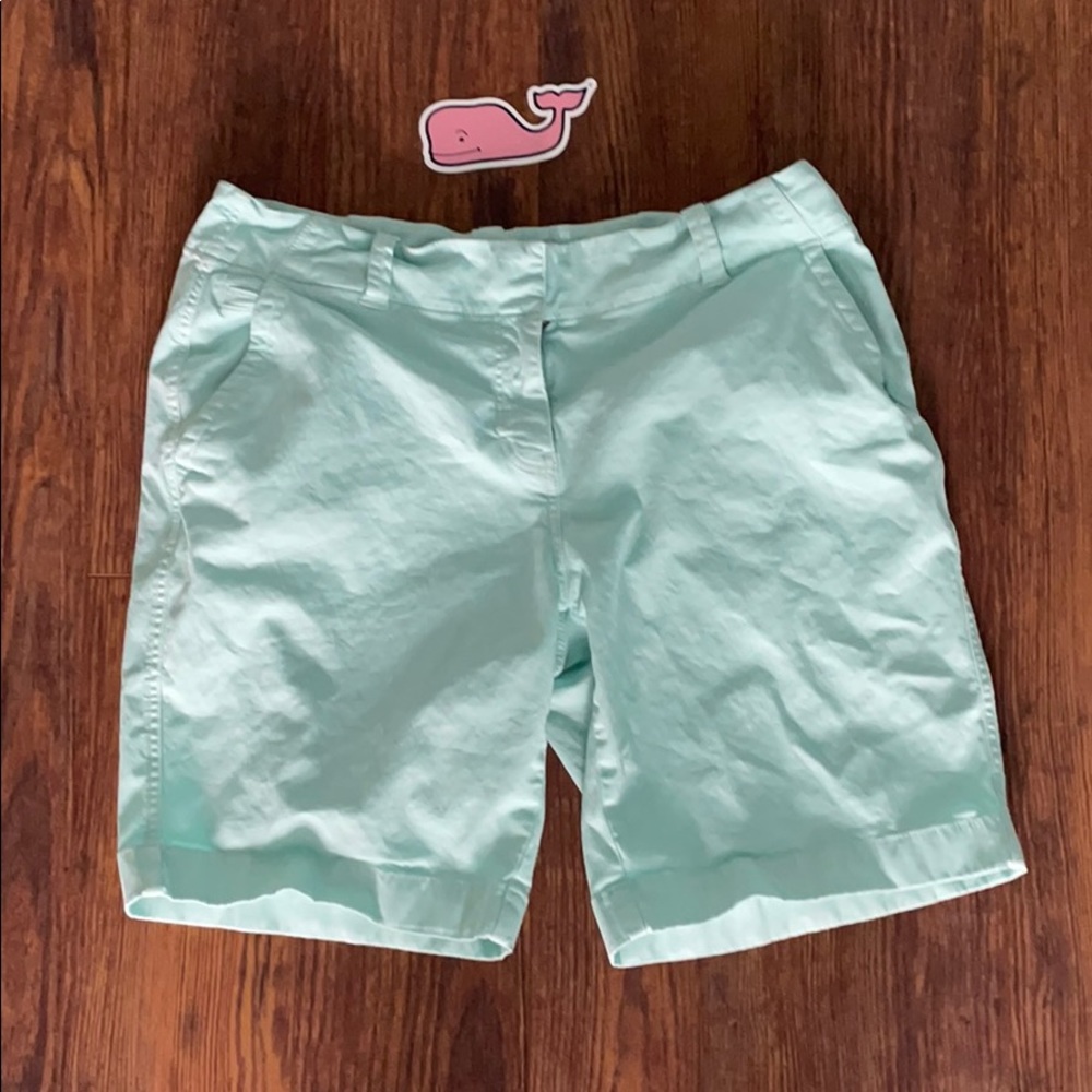 Vineyard Vines Bermuda Shorts Light 8 w/ sticker